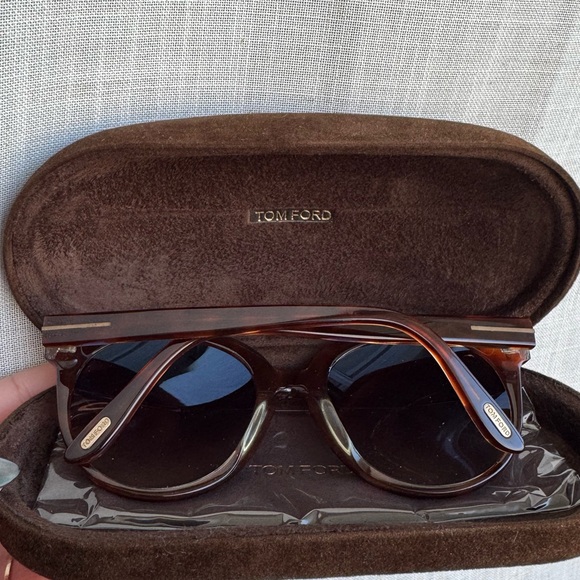 NEW TOM FORD MONICA TORTOISESHELL SUNGLASSES - Picture 3 of 3